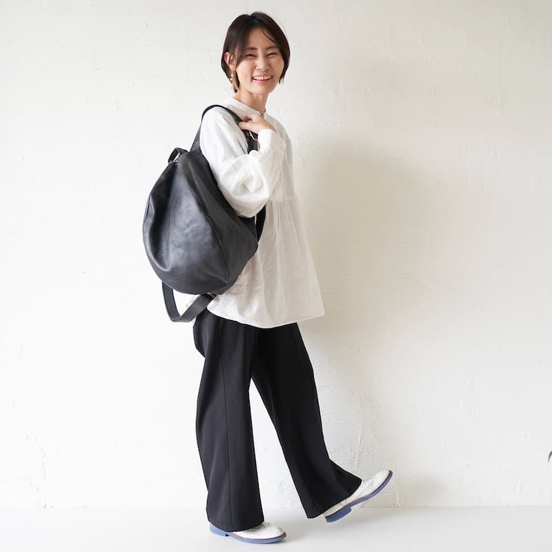 もりのがっこう、ころんとリュック本革Lブラック黒