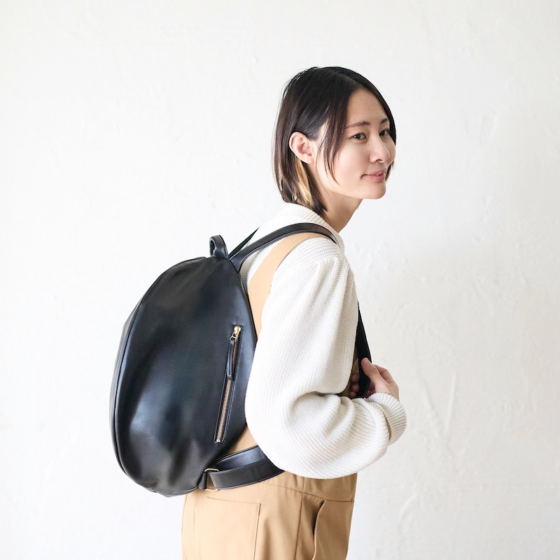 ころんとリュック Lサイズ 【上質puレザー】(ブラック) | もり ころんとリュック Lサイズ 【上質puレザー】(ブラック) | もり