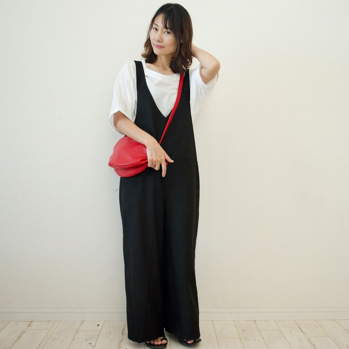 大人のサロペットパンツ黒ブラック