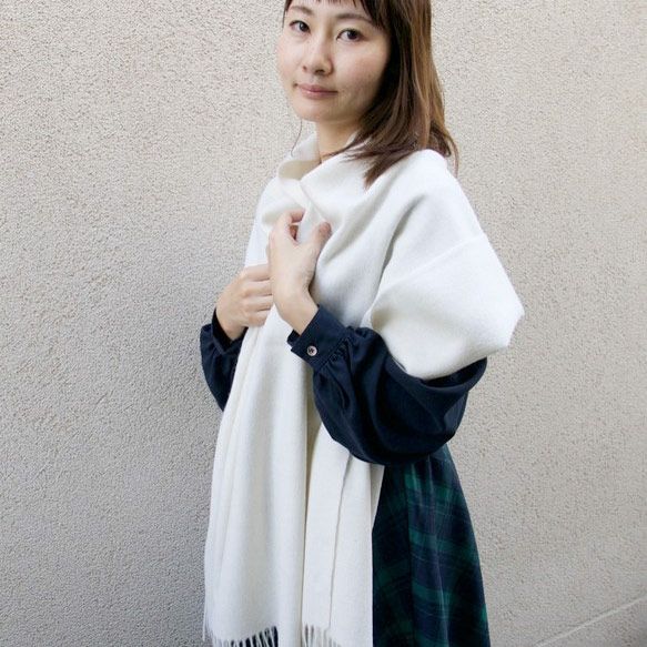 ウール100%大判ストールオフホワイト