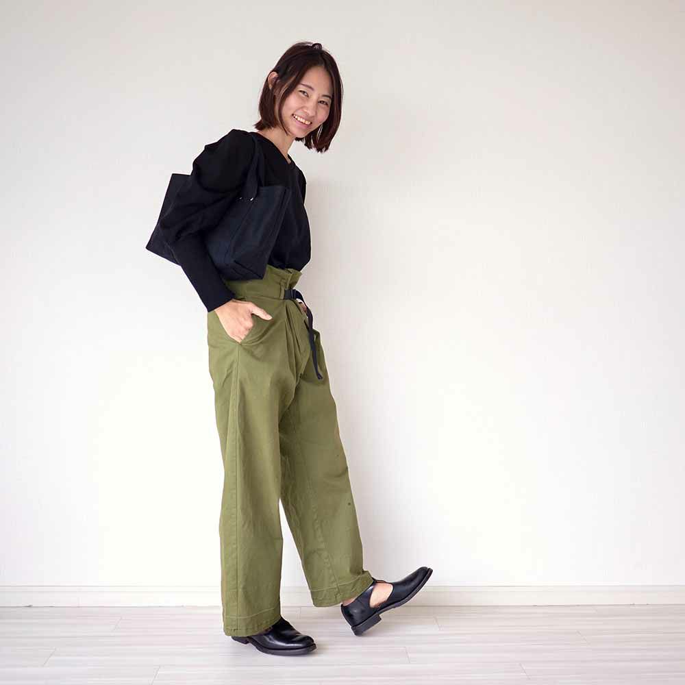 ワイドパンツカーキレディースベルト付き