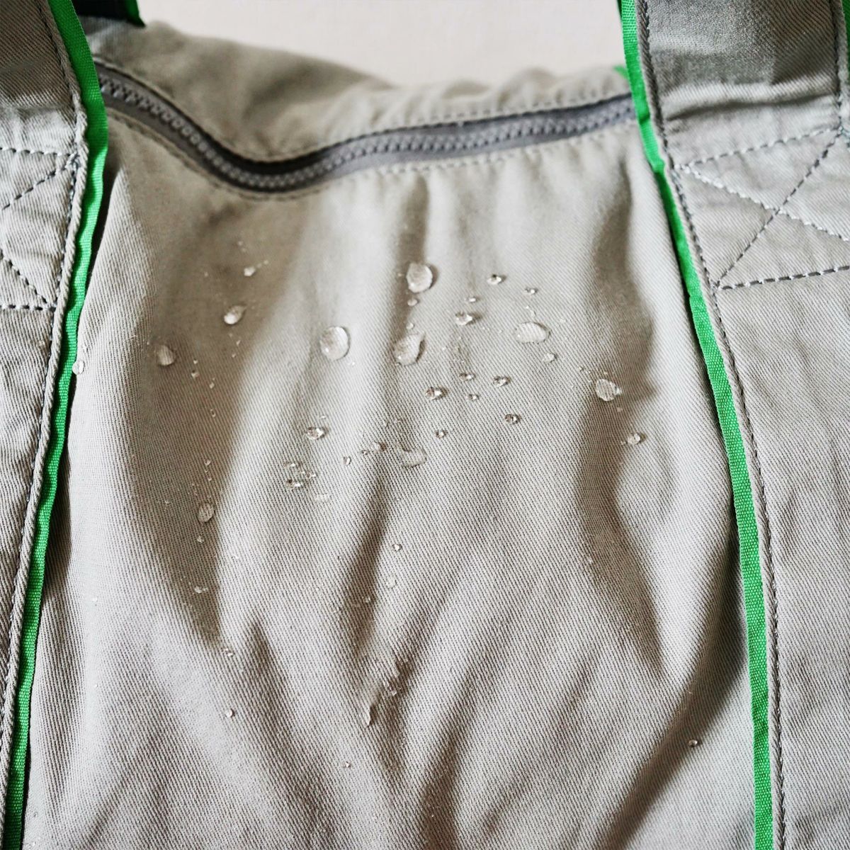 大容量軽量ボストンバッグ撥水ショルダー