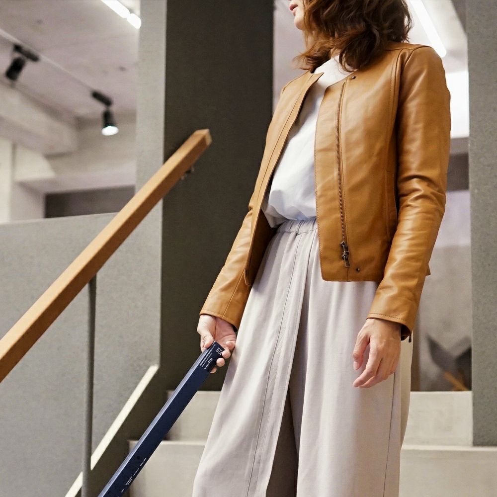 ラムレザー本革ノーカラージャケットレディース