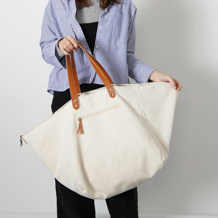 本革持ち手キャンパスビッグトートバッグ