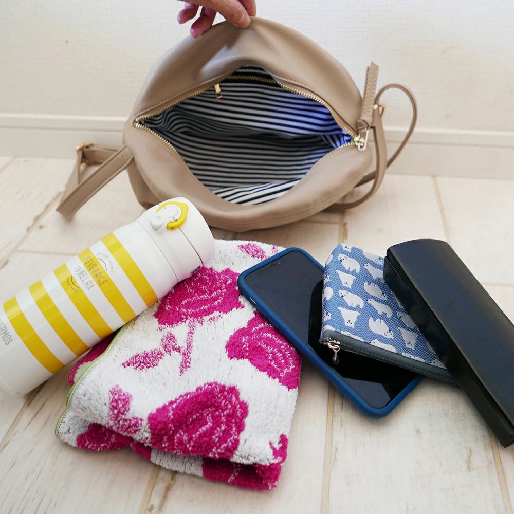 たくさん収納ショルダーバッグ