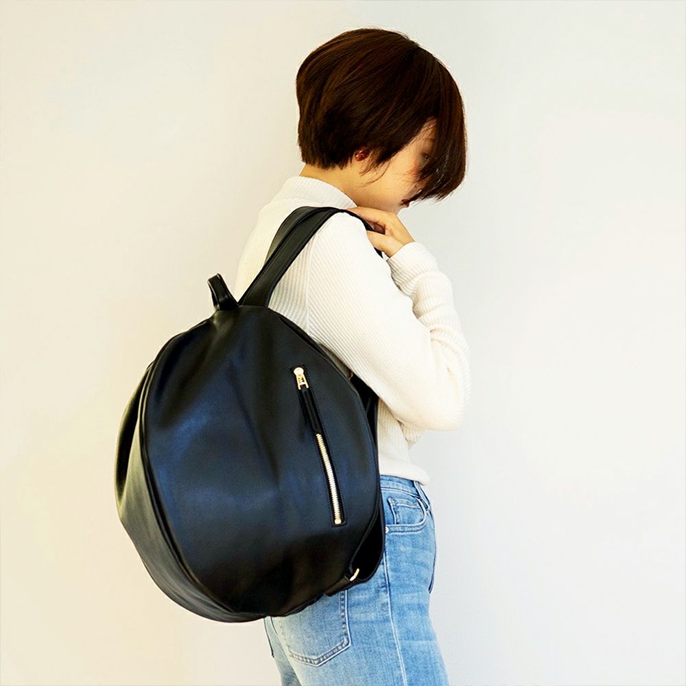 ころんとリュックL大きなブラック