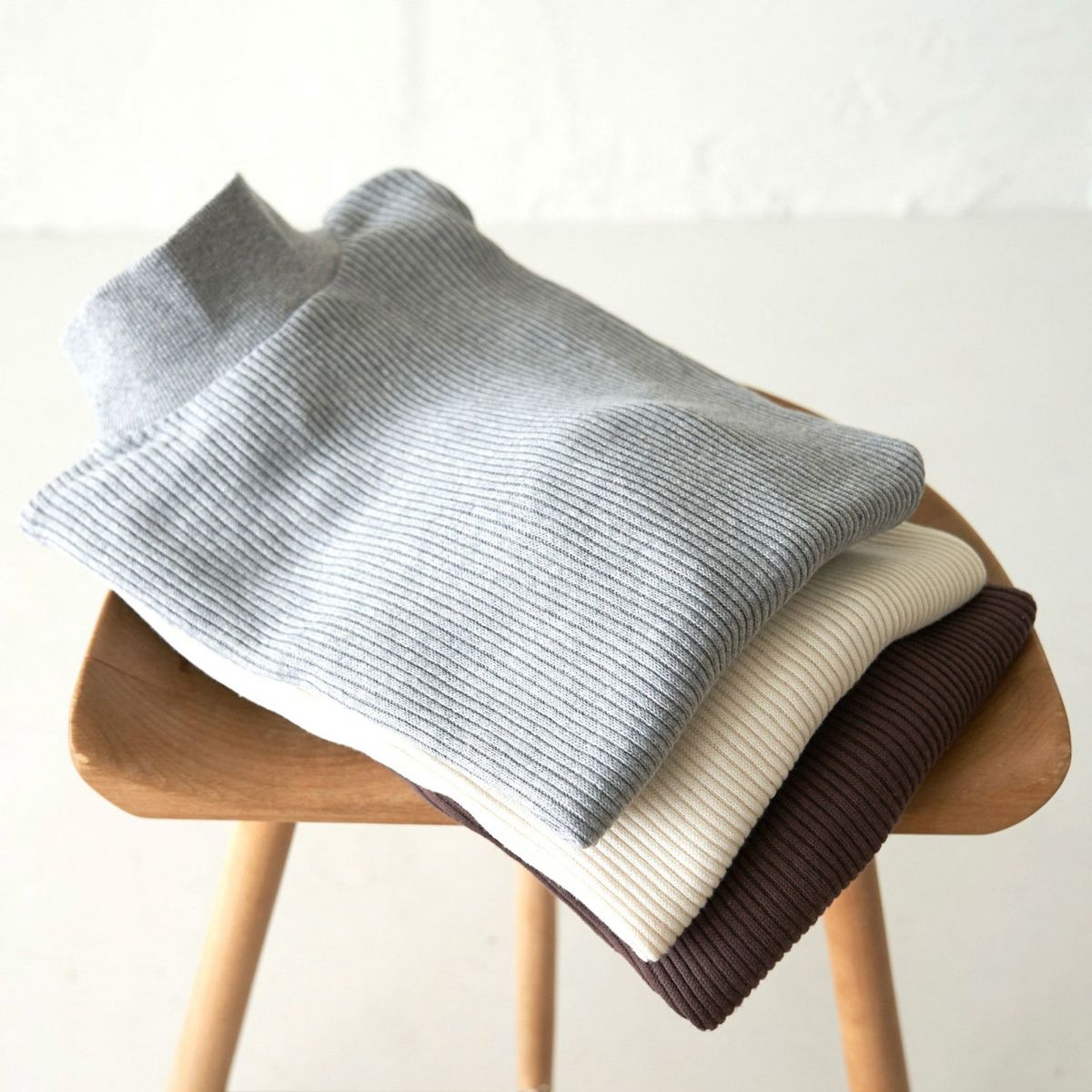 コットンニット長袖ハイネックレディース