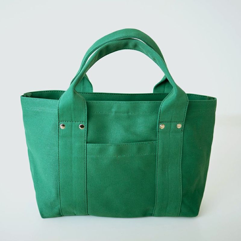 中身が見えない帆布トートバッグふたフラップ