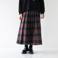 大人のチェック柄タックスカートもりのがっこう