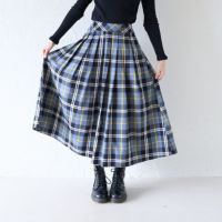 大人のチェック柄タックスカートもりのがっこう