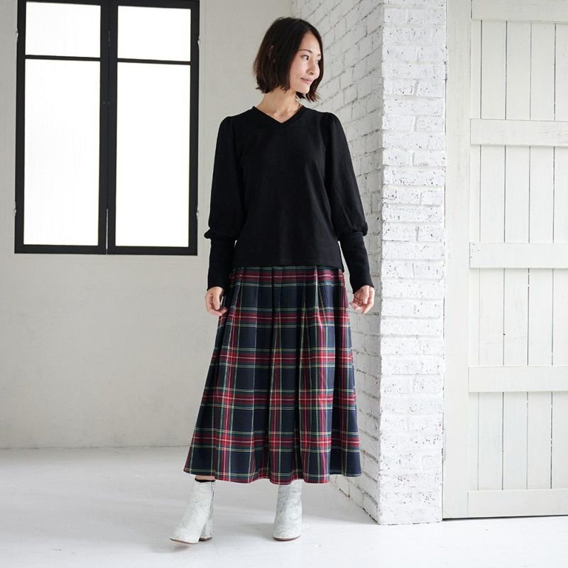 大人のチェック柄タックスカー大人のチェック柄タックスカートもりのがっこうトもりのがっこう