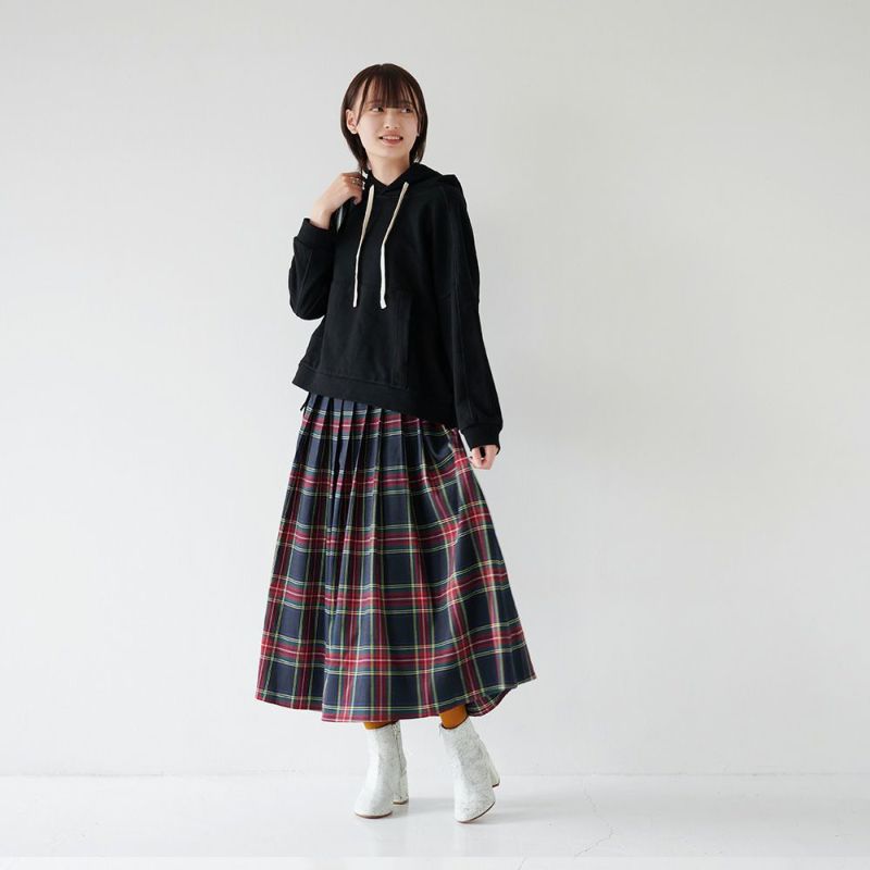 大人のチェック柄タックスカートもりのがっこう