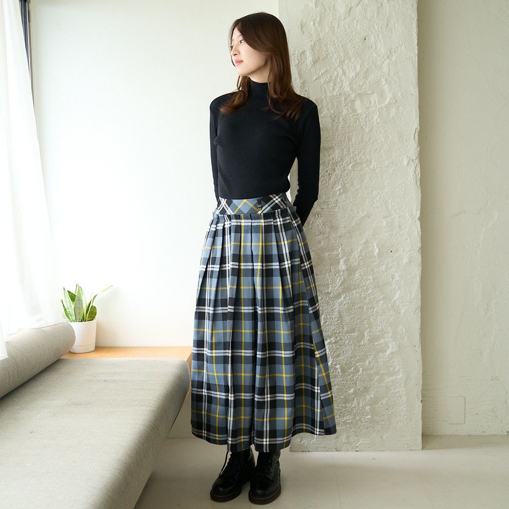 タータンチェックロングスカート