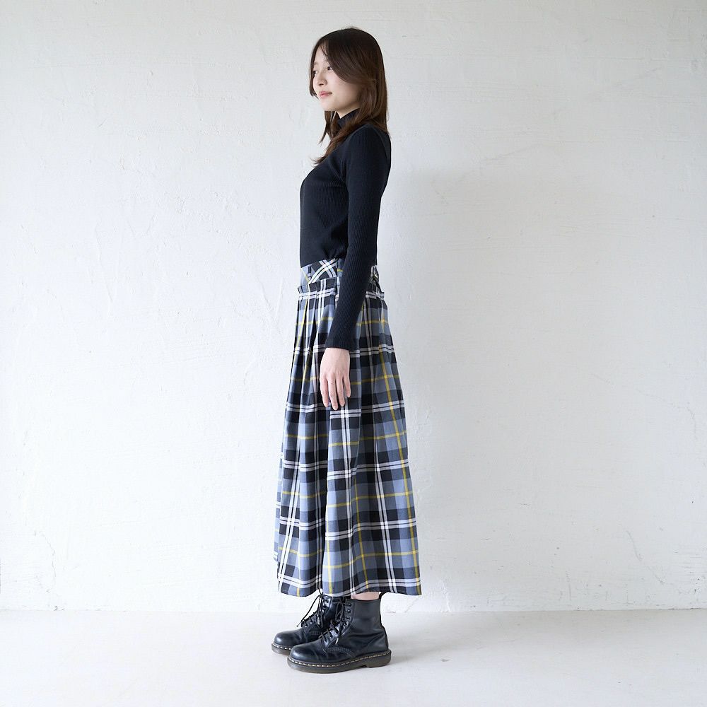 大人のチェック柄タックスカートもりのがっこう