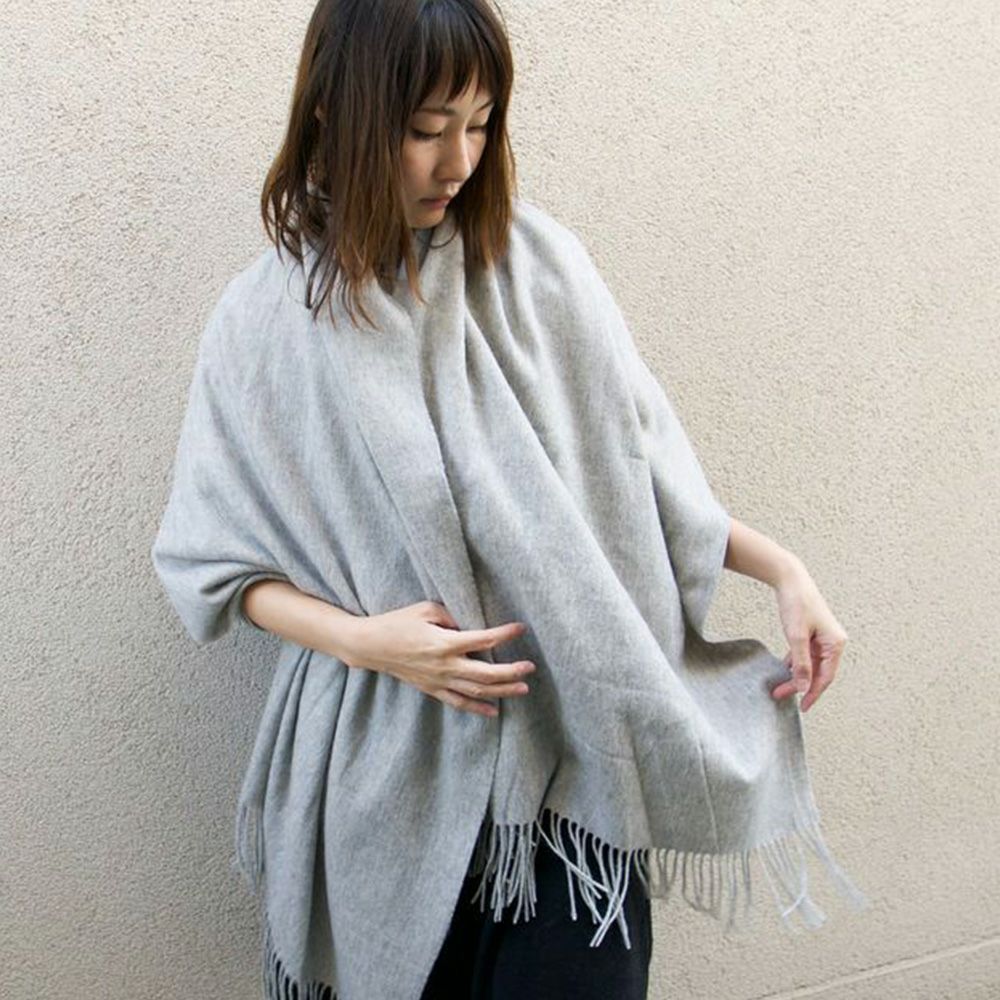 ウール100％大判ストール柔らかライトグレー