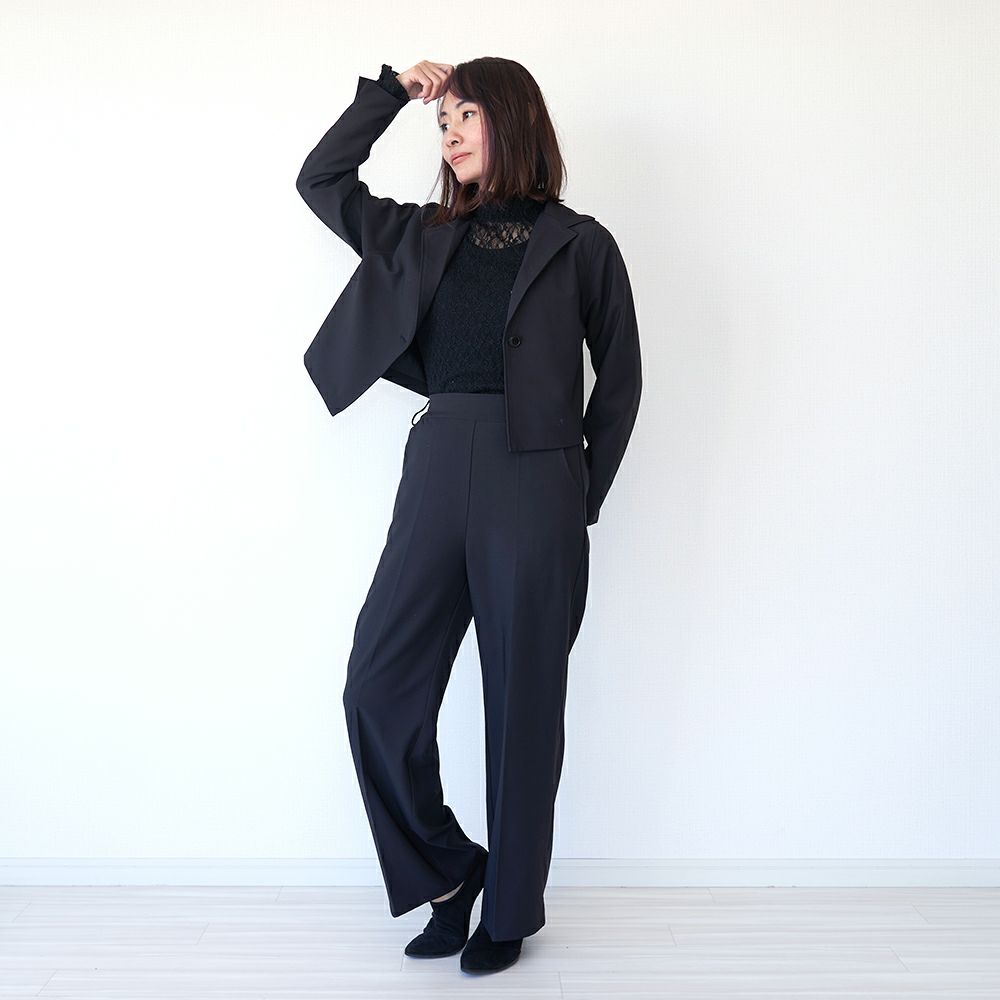 フォーマルパンツスーツレディースかわいい
