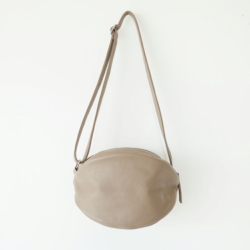 ころんとポーチ本革グレーベージュ