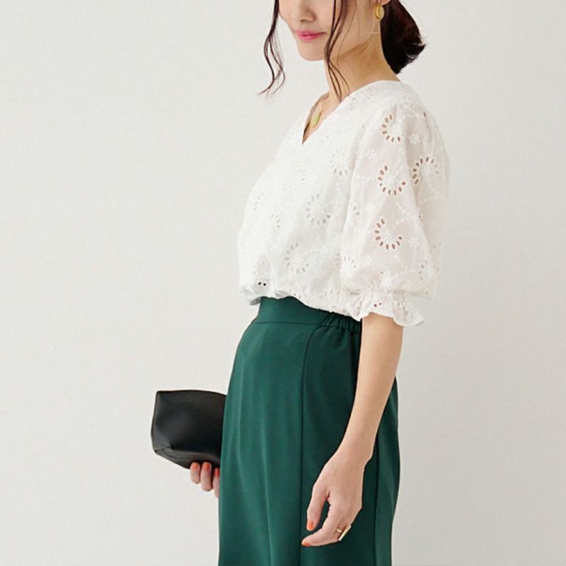 上品な本革レザーブラック化粧ポーチ