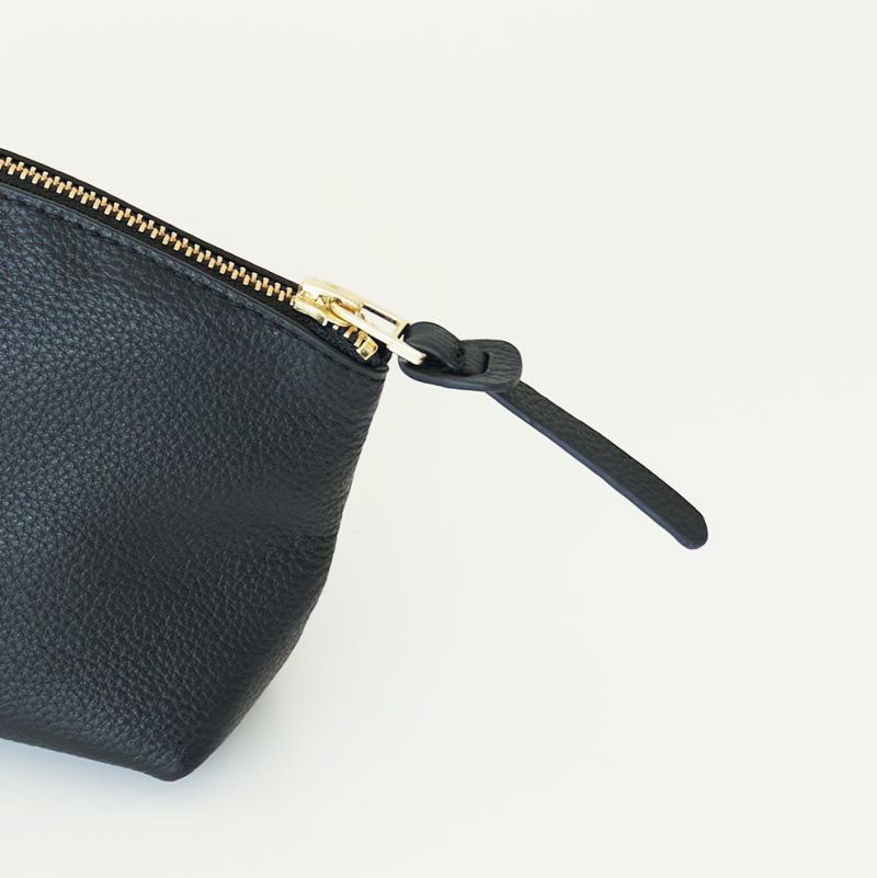 スマホ充電ケーブルイヤホン収納本革ポーチ