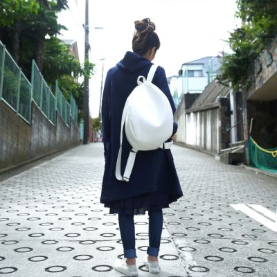 ころんとリュック Lサイズ 【上質puレザー】（ホワイト） | もり