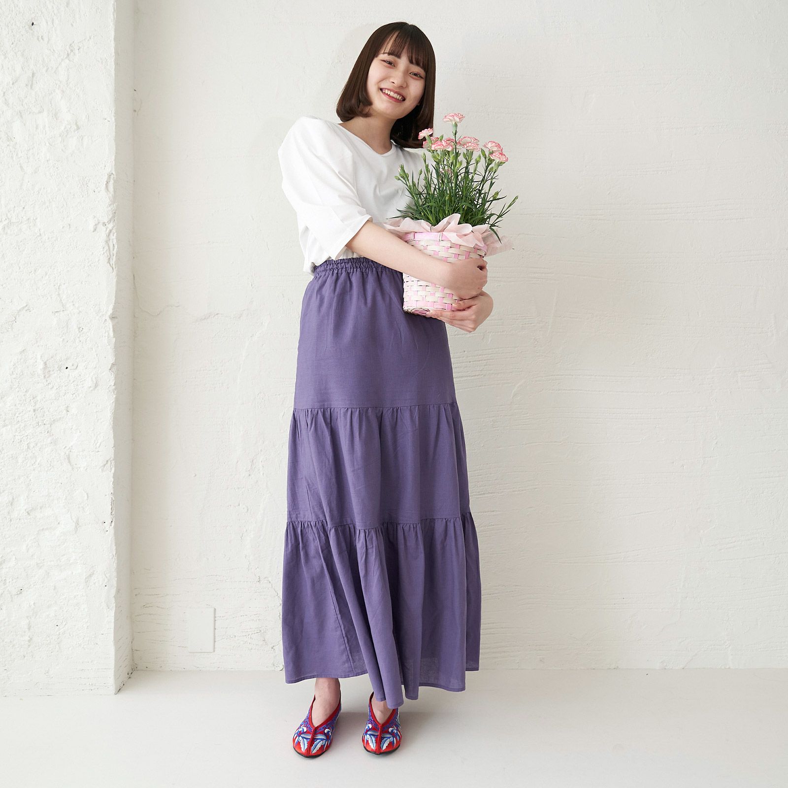 リラックスできるウエストゴム入りロングスカート