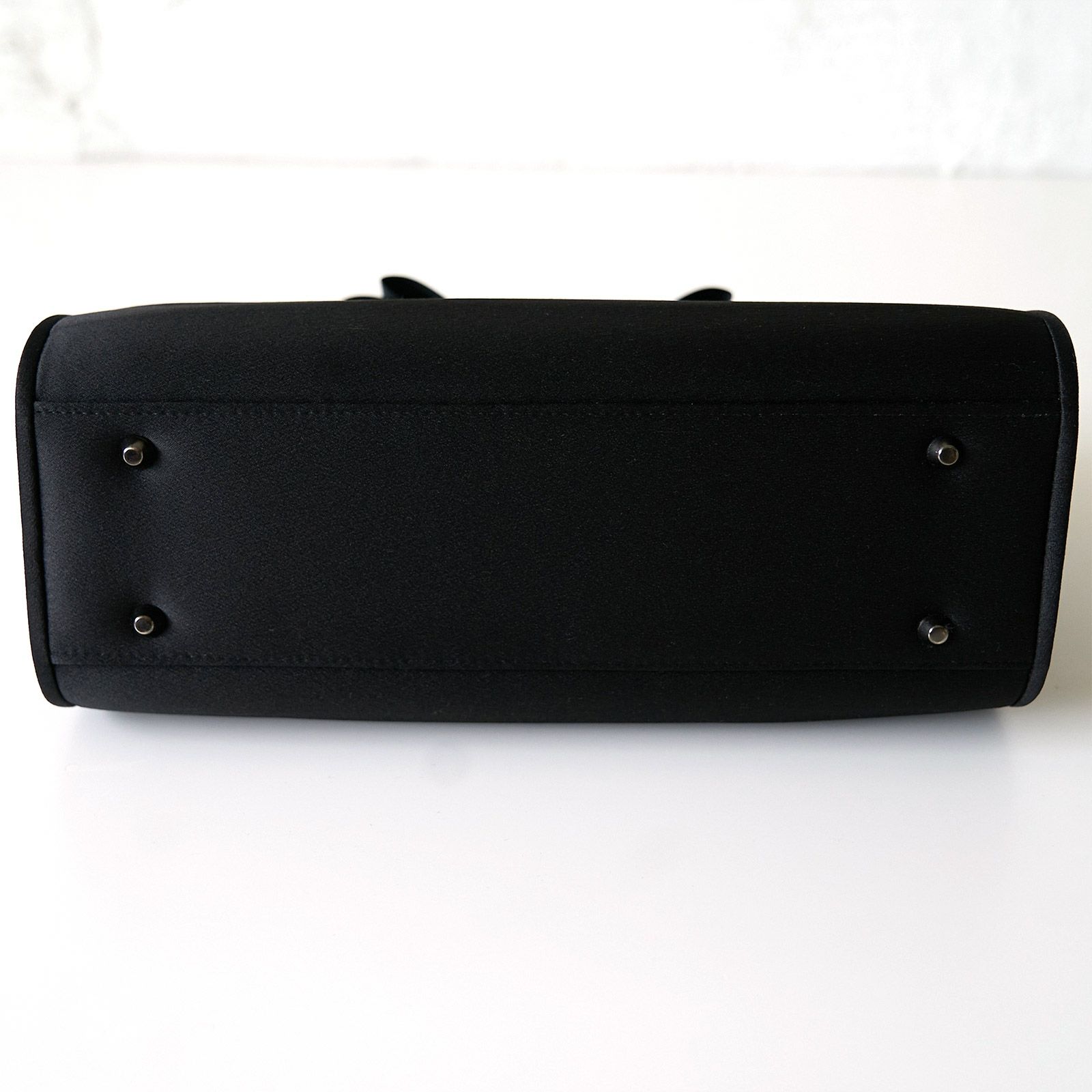 老舗店コラボのフォーマルバッグ大きめA4二つ折り収納