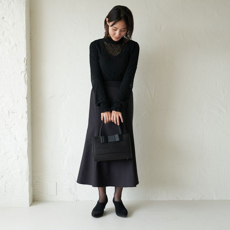 老舗店コラボのフォーマルバッグ大きめA4二つ折り収納