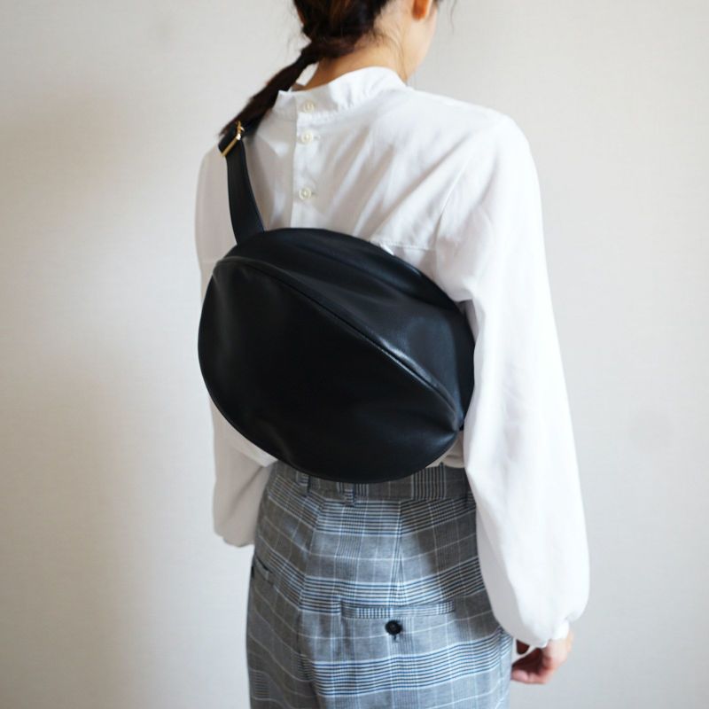 ころんとポーチ使えるボディバッグ男女兼用