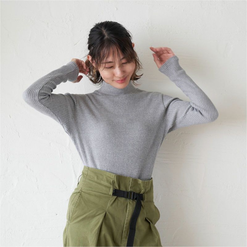 天然素材コットンハイネックグレー