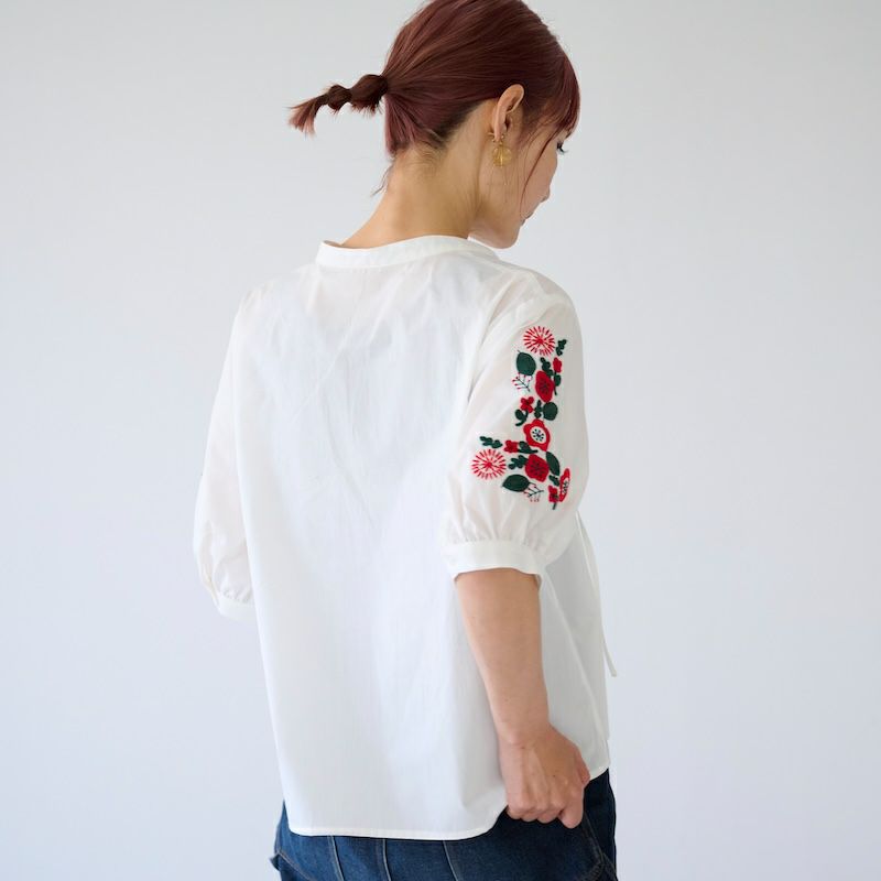 専門店では エスニック五分袖 花刺繍シャツ (ホワイト) | もりのがっこう公式 トップス