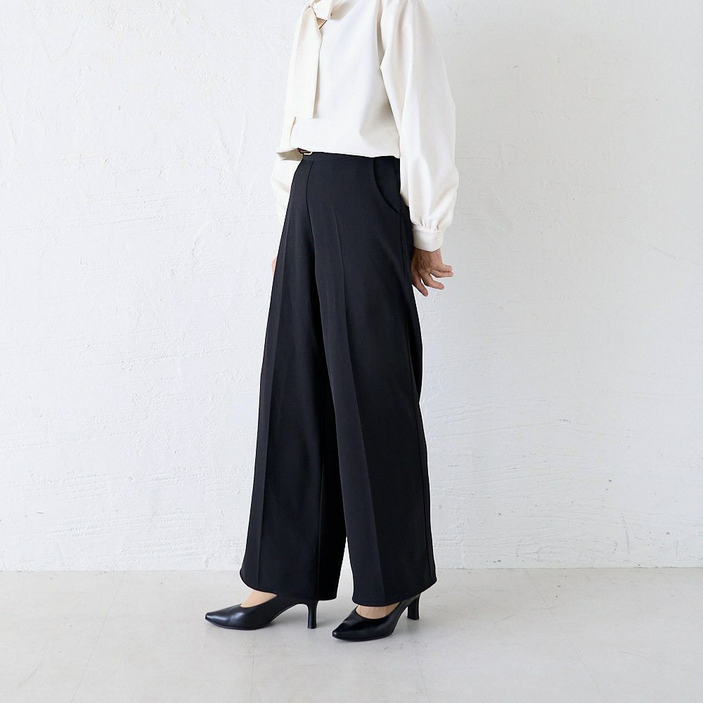 もりのがっこうのセレモニーパンツ、後ろウエストゴムでノンストレス